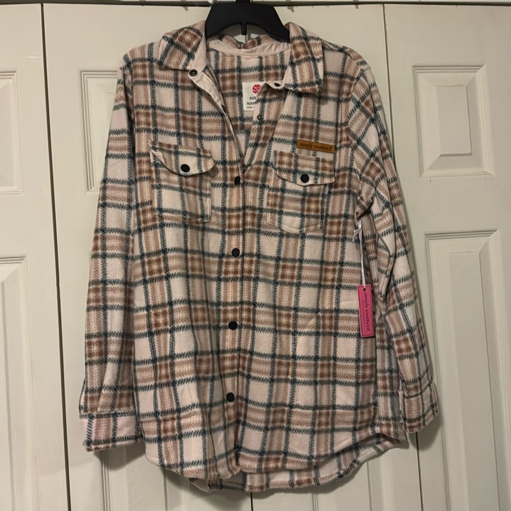 Simply southern shacket. Size medium